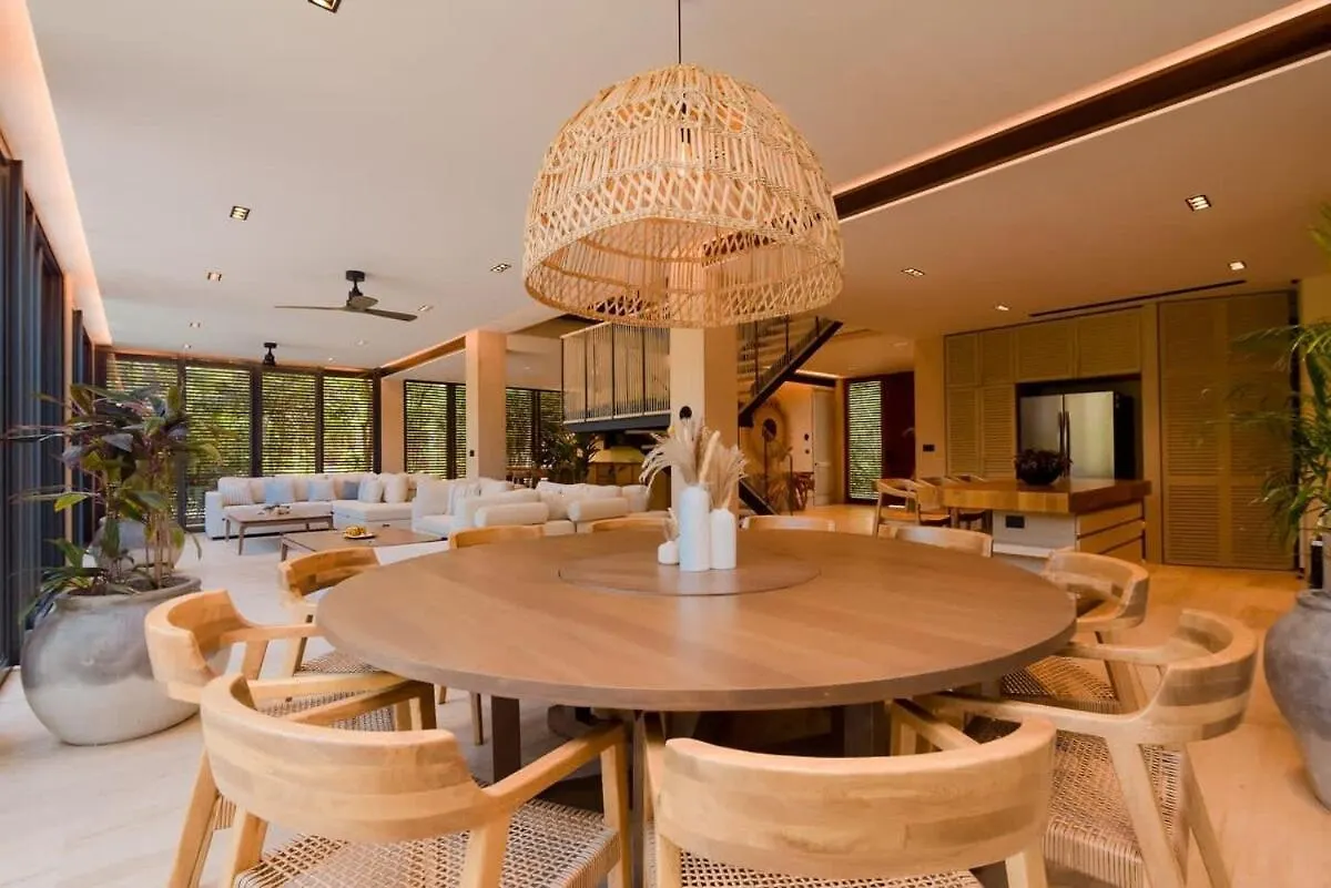 Stunning Villa Solana 6Br Golf Course Corasol Playa del Carmen Mexiko