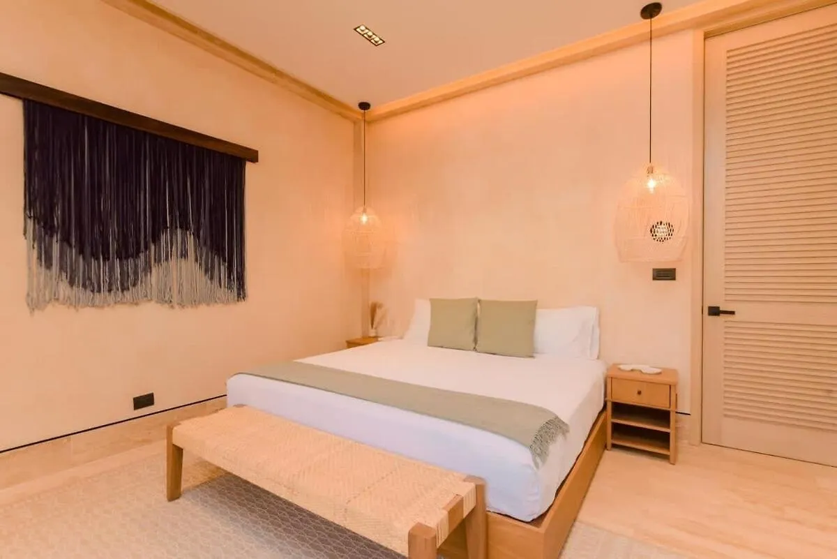 Stunning Villa Solana 6Br Golf Course Corasol Playa del Carmen 0*,  Mexiko