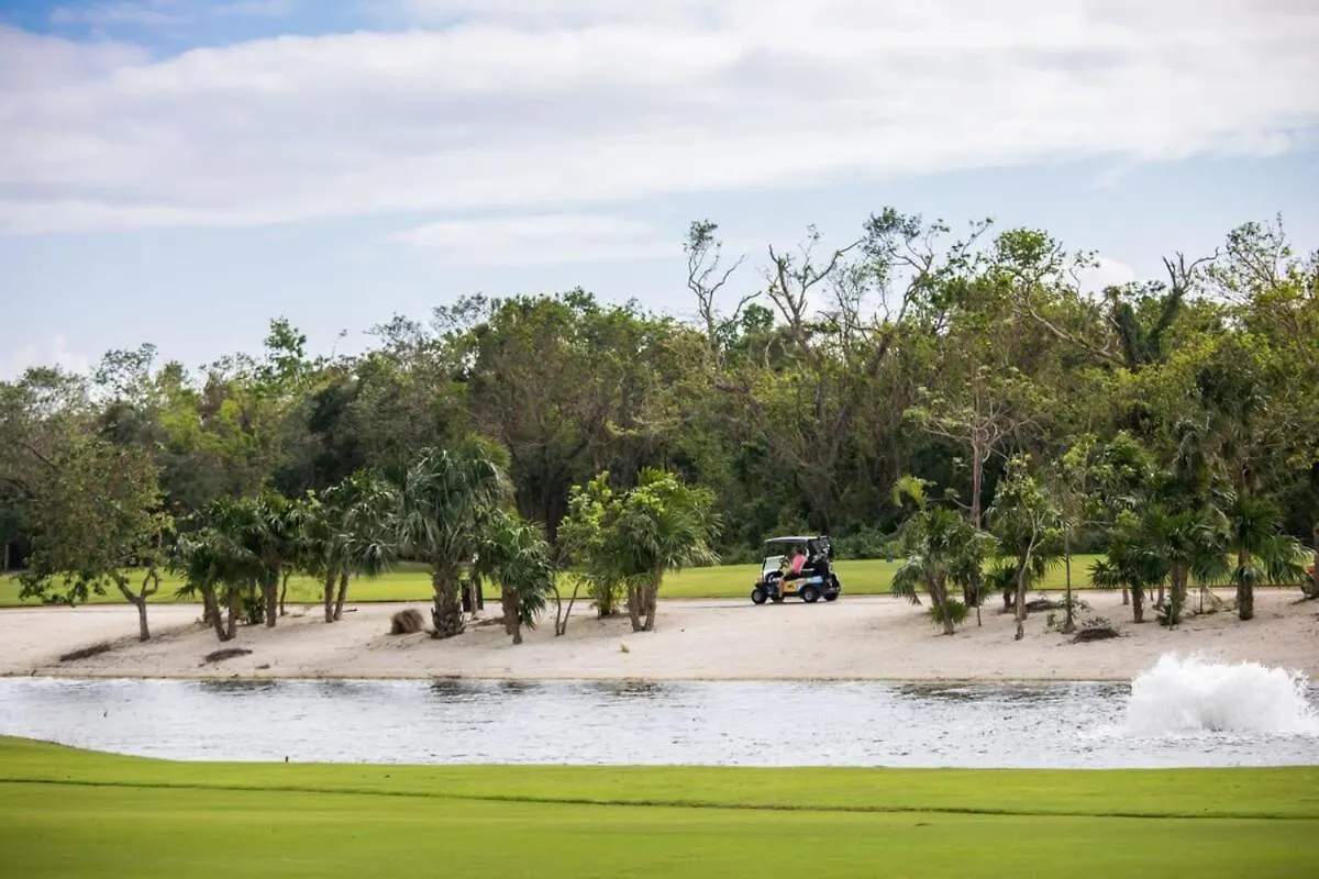 Stunning Villa Solana 6Br Golf Course Corasol Playa del Carmen
