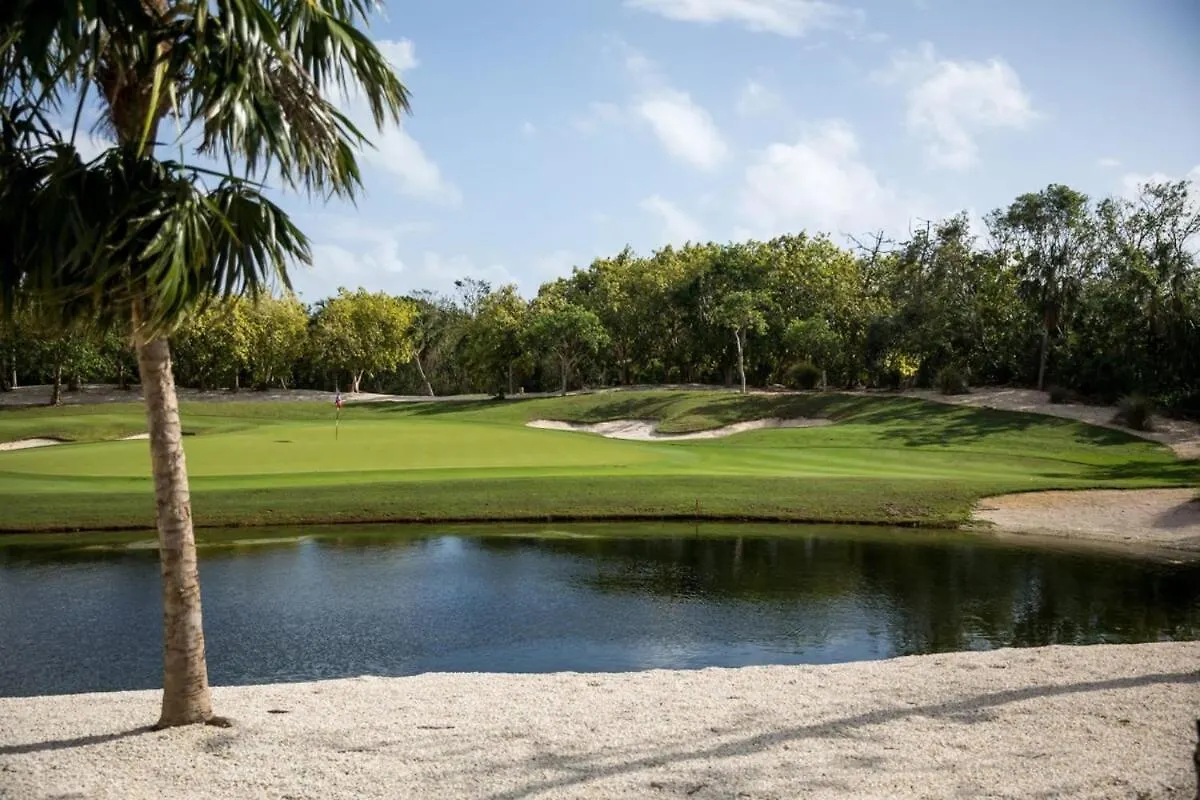 Stunning Villa Solana 6Br Golf Course Corasol Playa del Carmen Mexico